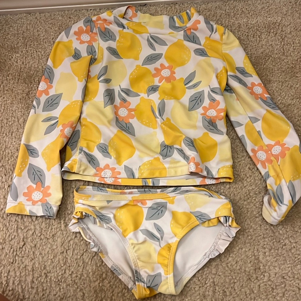 Bundle toddler girl 5T bathing suits ( 7 total )